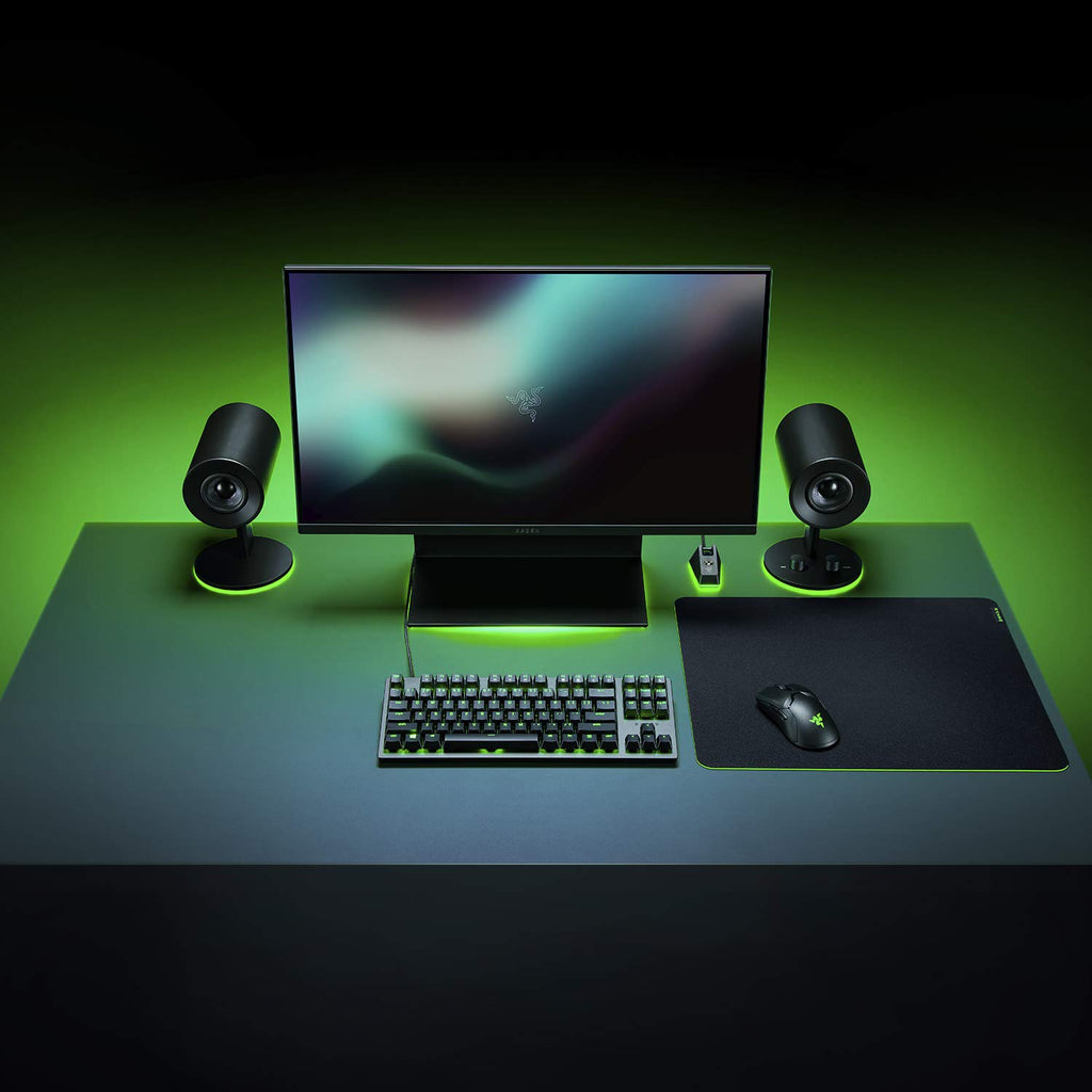 Razer Gigantus V2 Large - Weiches Gaming-Mauspad für schnelle Spielstile und optimale Kontrolle (450 x 400 x 3mm, Texturierter Stoff aus Mikrogewebe, Rutschfestes Gummi) Schwarz