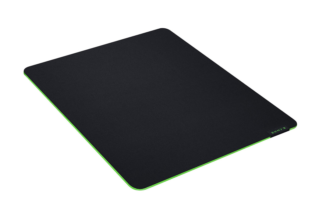 Razer Gigantus V2 Large - Weiches Gaming-Mauspad für schnelle Spielstile und optimale Kontrolle (450 x 400 x 3mm, Texturierter Stoff aus Mikrogewebe, Rutschfestes Gummi) Schwarz